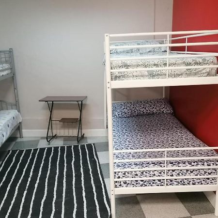 مدريد Hostal Casa Rosa المظهر الخارجي الصورة