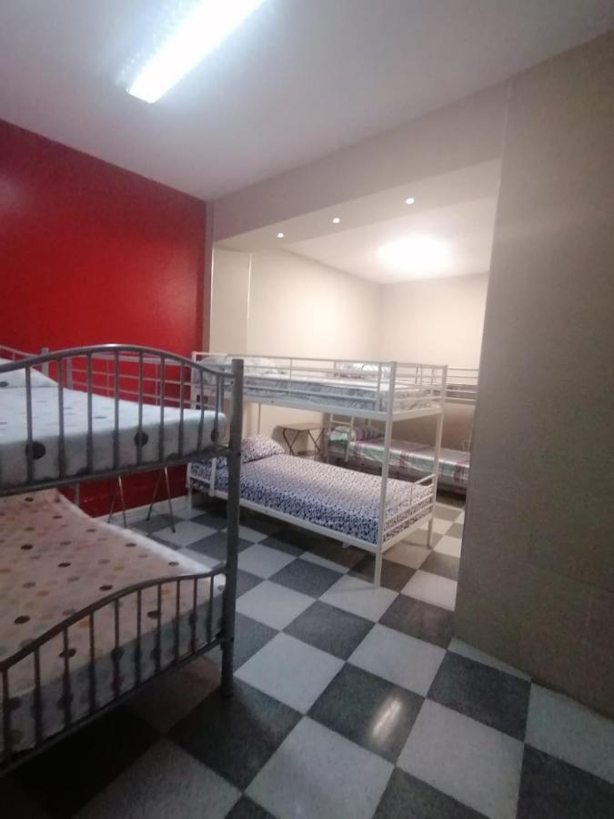مدريد Hostal Casa Rosa المظهر الخارجي الصورة